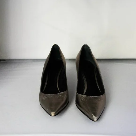 Bronze Burberry Pumps - Picture 3 of 5
